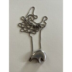 Native American 925 Sterling Silver Bear Necklace Pendant 24” Box Chain 8 Grams